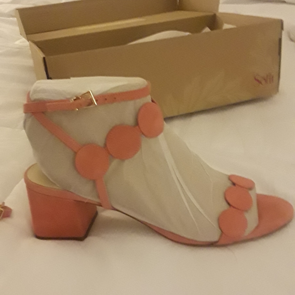 Sole/Society  pink suede